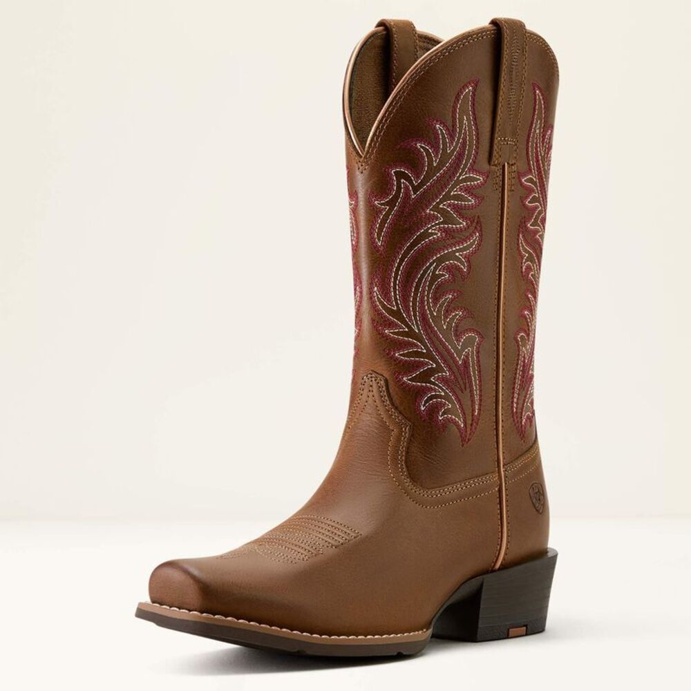 image of Women's Round Up Narrow Cutter Toe Western Boot, Sorrel Crunch