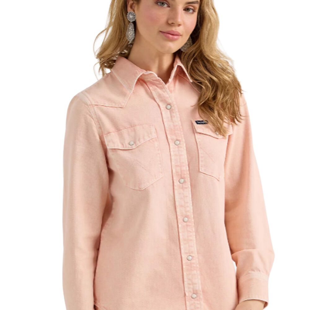 image of Women's Colorwash Slim Western Snap Shirt- Pink