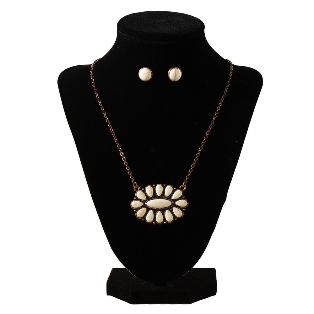 image of Women's Scalloped Oval Jewelry Set